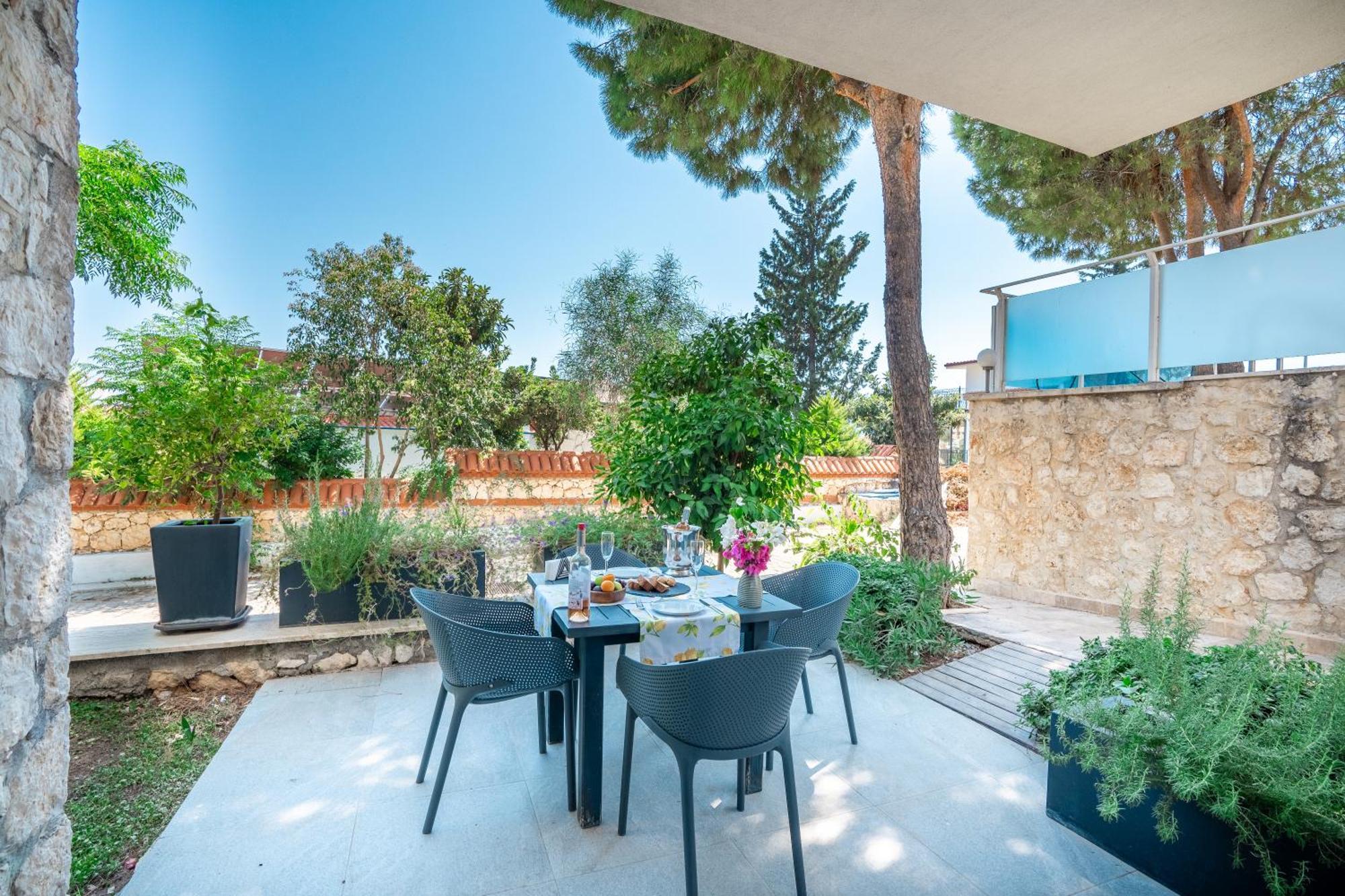 True Blue Boutique Hotel Kalkan Quarto foto